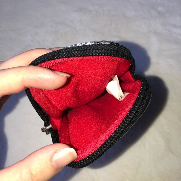 Disney Accessory Pouch - Picture 4 of 4